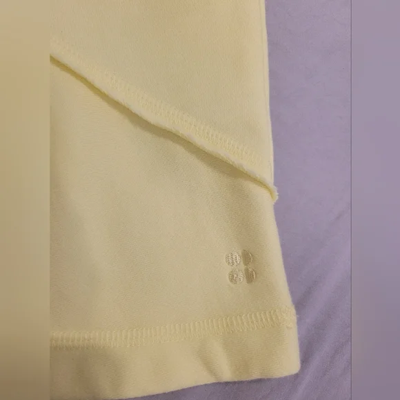 Sweatshirt - Picture 6 of 11